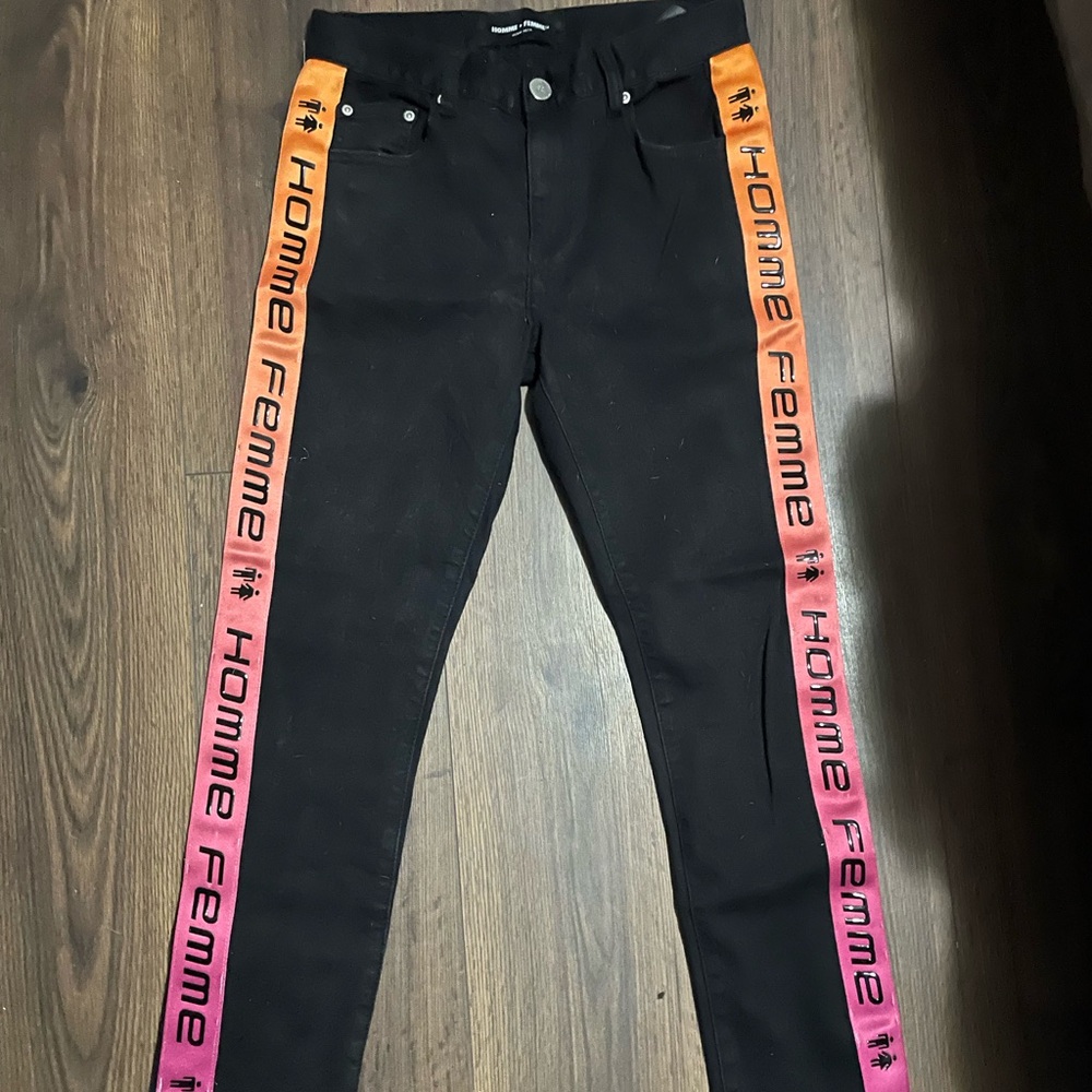Black homme femme jeans